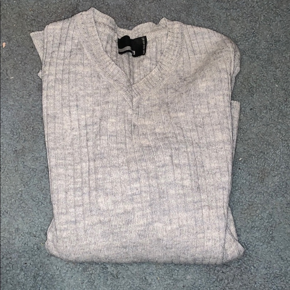 ZARA Men’s Long Sleeve V-Neck Sweater Size L